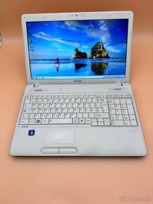 Notebook 15,6" TOSHIBA.Intel Pentium 2x2,40GHz.8g ram.256SSD