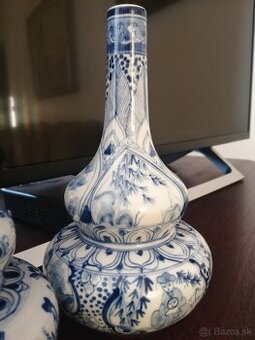 vzácna porcelánová váza 02
