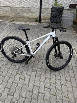 Scott Contessa scale 930