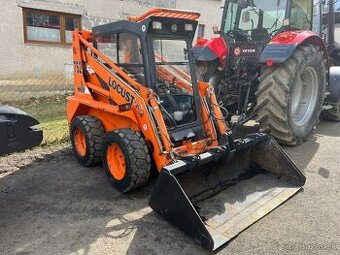 Predám šmykový nakladač LOCUST 752