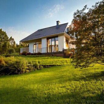 Prodej stavebního pozemku 2072 m2 Starý Hrozenkov ČR