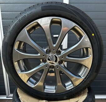 5x112 R18 8J Škoda Superb + 235/45 R18 letné (2025)
