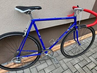 F1 špeciál.