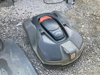 Husqvarna 450X - Robotická kosačka