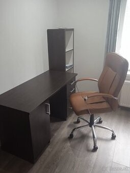 Predám stôl, skrinku a stoličku