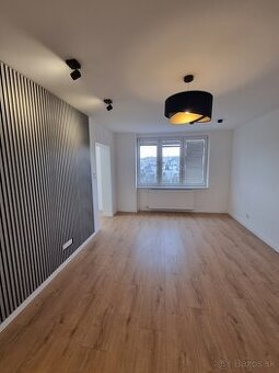 MODERNÝ 3-IZBOVÝ BYT PO KOMPLETNEJ REKONŠTRUKCII – HRONCOVA,
