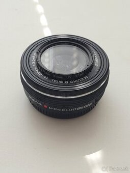 Olympus 14-42 F3,5-5,6 EZ
