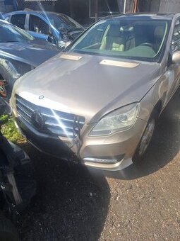 Rozpredám mercedes r350i 200kw long w251