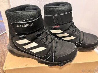 Zimne topanky Adidas Terrex Snow velk.37 1/3