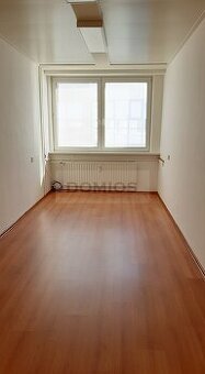 Klimatizovaná kancelária (17,49 m2, 1k, KE-St.mesto)