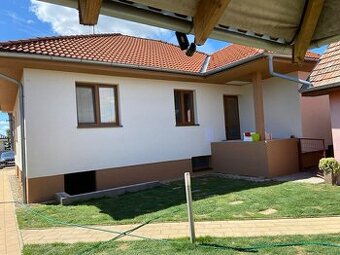 Interiéry & exteriéry fasády, sadrokartón, omietky, rekonš - 1