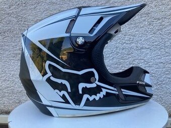 mx prilba FOX V4 carbon