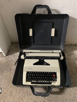 Písací stroj Consul
