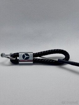 Kľúčenka s logom autá