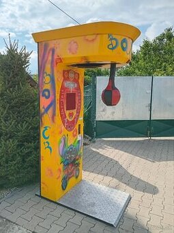 Zábavný automat BOXER
