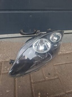 Seat leon 2 lave predne svetlo