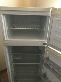 Kombinovaná chladnička s mrazničkou BEKO