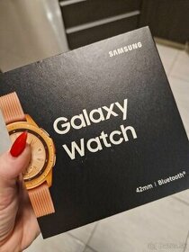 Hodinky Samsung Galaxy Watch 42mm - 1