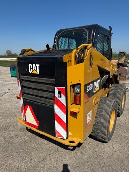 Cat 236D , špz, 1200mth,bohate príslišenstvo v cene