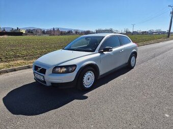 Volvo C30 1.6 Benzín