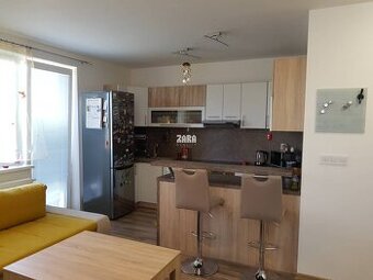 KVP - NA GRUNTE, NOVOSTAVBA, 3 izb. ZARIADENÝ, loggia,státie