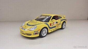 1:18 PORSCHE 911 SUPER CUP