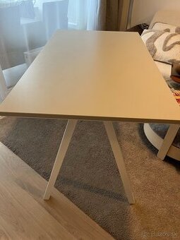 Pracovný stôl TROTTEN ikea