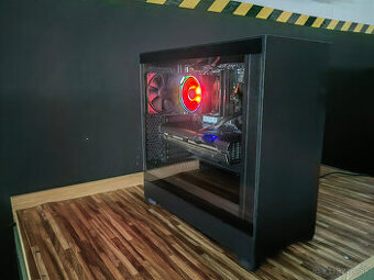 PC zostava 3900X, RX 5700 XT, 16GB, 756GB