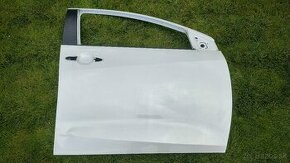 Toyota Yaris IV 4 (XP210) 2020 - predne prave dvere