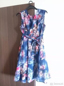 Letné šaty značky Elizabeth colection veľkosť 44
