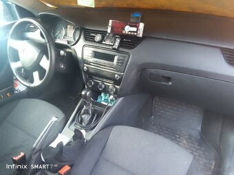 Skoda octavia kombi 2015 hladký diesel 400000km po servise