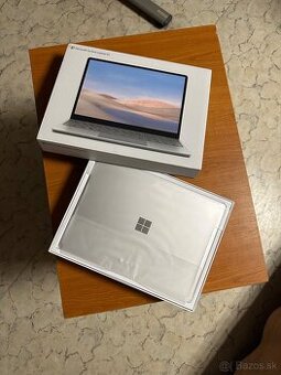Microsoft Surface Go