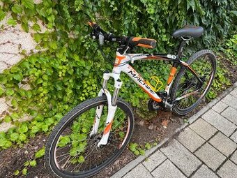 Bicykel Rock machine