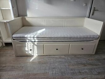 Rozkladacia posteľ IKEA Hemnes