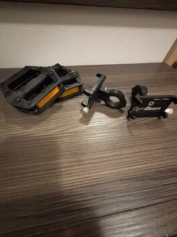 Predám pedále a držiak na mobil