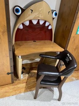 Detský písací stôl