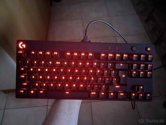 Klavecnica Logitech G PRO (mechanicka)