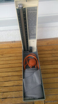 Merač tlaku krvi analógový