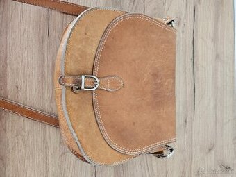 Kožená crossbody kabelka