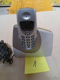 Predám retro telefón