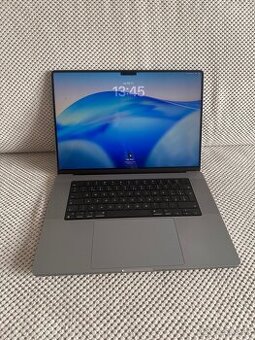 Apple MacBook Pro 16 M1 / 16 GB RAM / 1 TB SSD