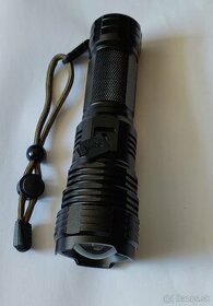 Predám XHP70 LED baterku na lion bateriu 26650 - 1