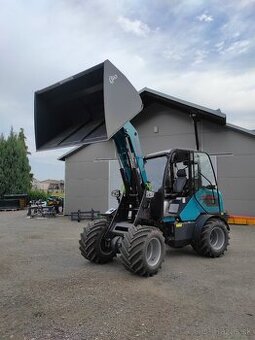 kolový nakladač, kloubák, motor 50 Hp