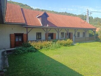 Čarovná chalupa v srdci prírody obce Nedelište okres Lučenec