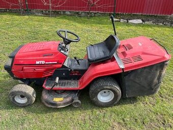 Traktorová kosačka MTD