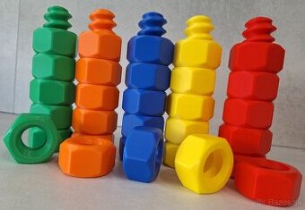 Montessori veľká skrutka s maticami