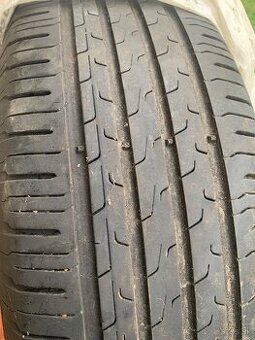 Predam letne pneumatiky Continental 215/65 R16.