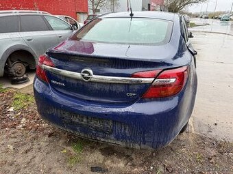 Rozpredam Opel Insignia sedan 2013 facelift 2.0 CDTI A20DT