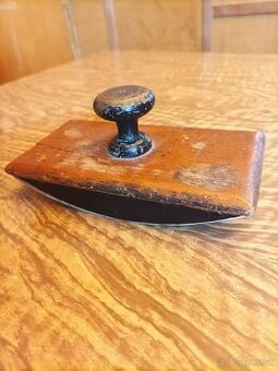 Predám starožitný kolískový sušič