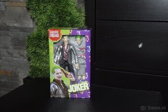 Joker figurka